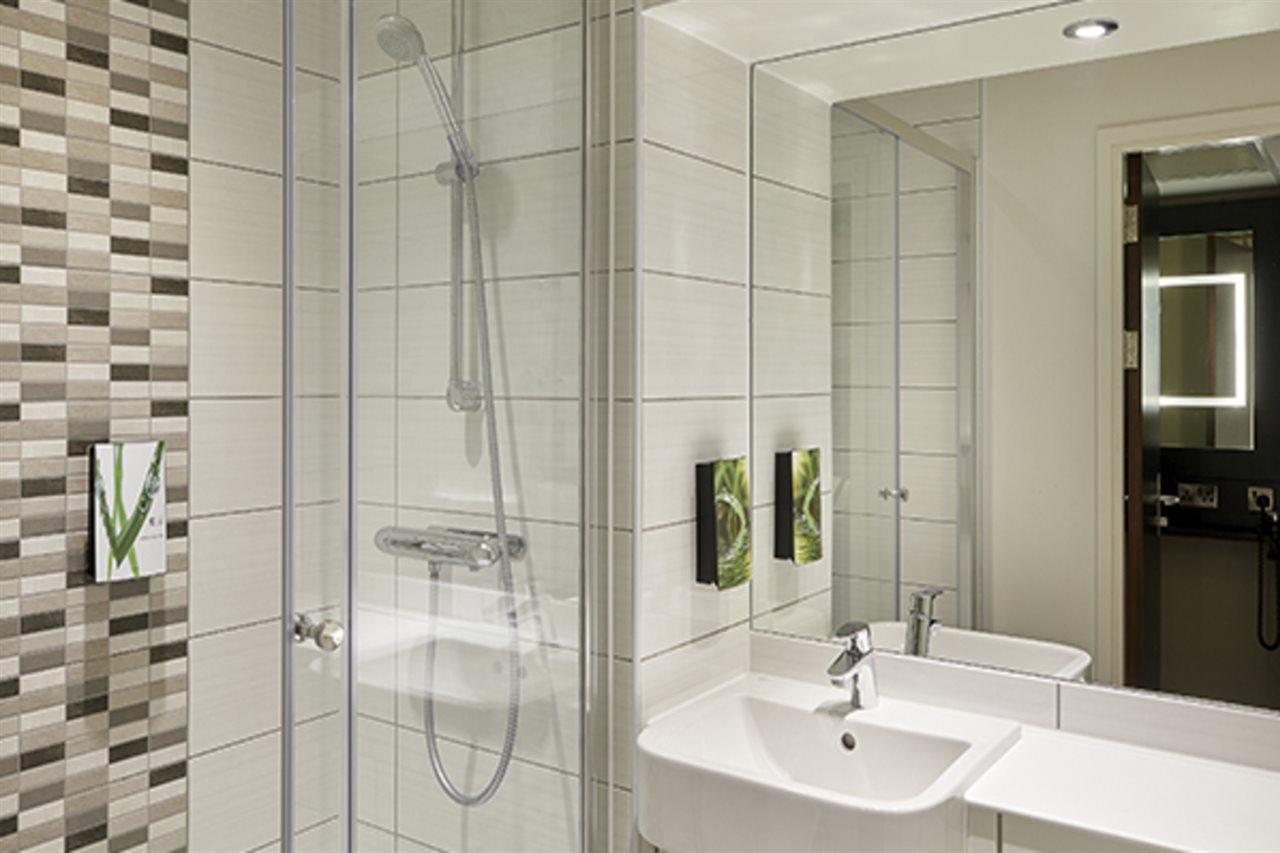 Premier Inn Premier Inn 贝格绍 外观 照片